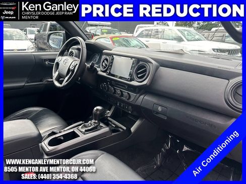 Used 2021 Toyota Tacoma TRD Off-Road w/ TRD Premium Off Road Package AWD/4WD image 26