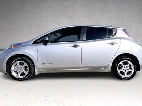 Used 2011 Nissan Leaf w/ Protection Pkg image 3