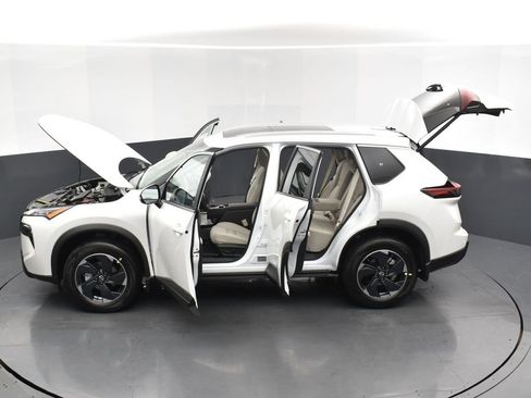 New 2026 Nissan Rogue SV w/ SV Premium Package image 33