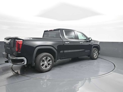 Used 2025 GMC Sierra 1500 SLT AWD/4WD image 8