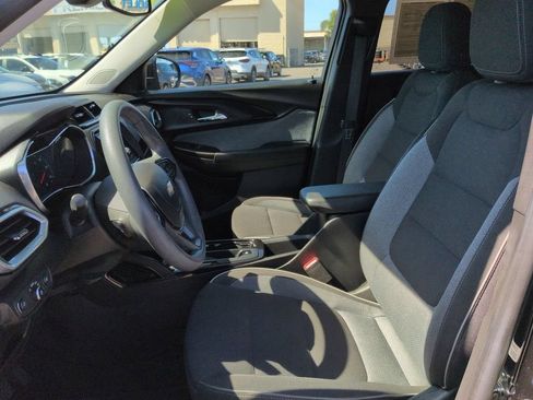Used 2023 Chevrolet TrailBlazer LT w/ Convenience Package FWD image 20