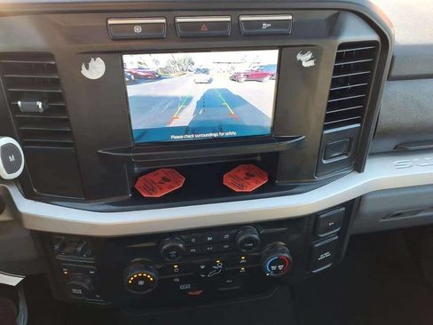 Used 2024 Ford F250 XLT AWD/4WD image 16