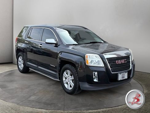 Used 2011 GMC Terrain SLE image 1