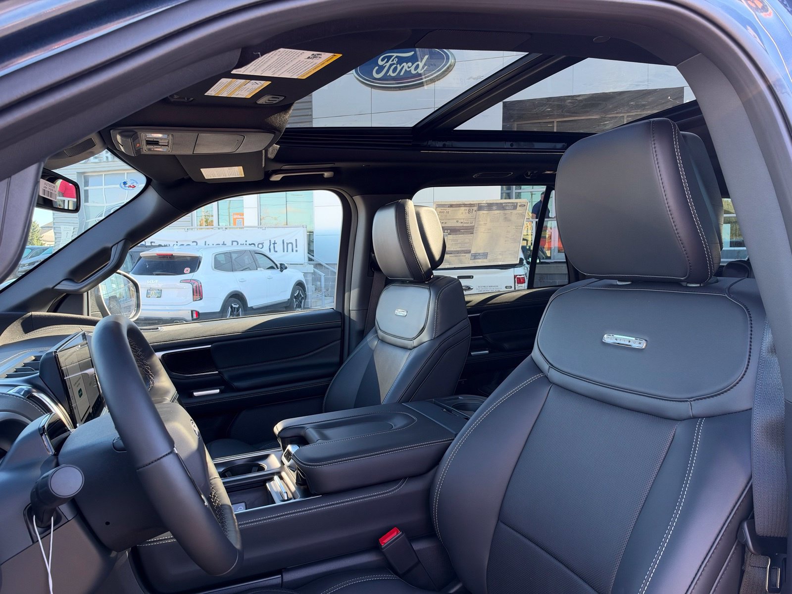 New 2027 Ford Expedition Platinum w/ Stealth Performance Package AWD/4WD image 12