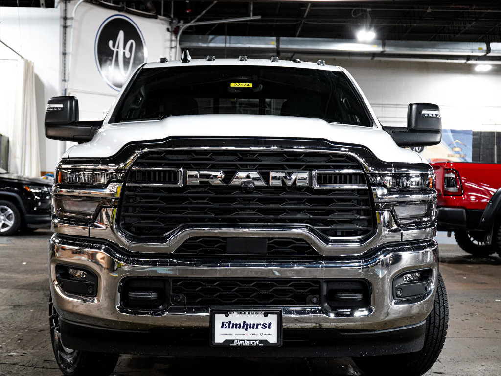 New 2027 RAM 3500 Tradesman AWD/4WD image 3