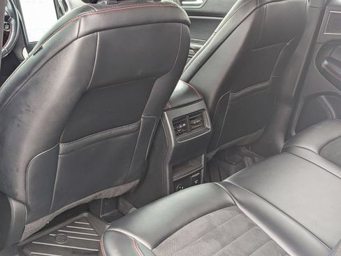 Used 2022 Ford Edge ST-Line AWD/4WD image 26