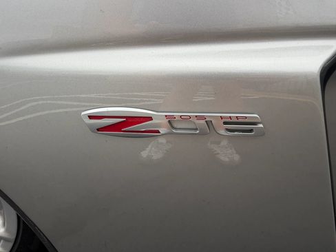 Used 2006 Chevrolet Corvette Z06 w/ Preferred Equipment Group RWD image 18