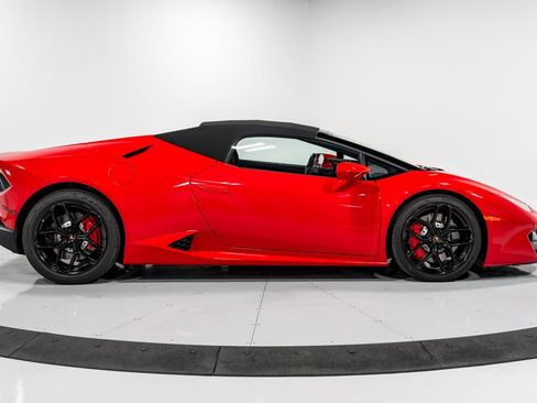 Used 2019 Lamborghini Huracan LP 580-2 image 38