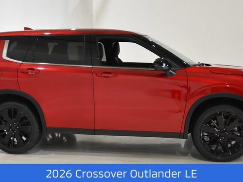 New 2026 Mitsubishi Outlander LE AWD/4WD image 3