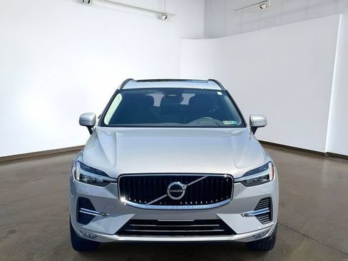 Used 2023 Volvo XC60 B5 Core w/ Climate Package AWD/4WD image 2