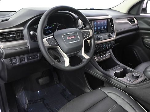 Used 2023 GMC Acadia Denali w/ Denali Ultimate Package AWD/4WD image 12