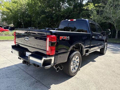 Used 2025 Ford F250 Lariat w/ Lariat Ultimate Package AWD/4WD image 7