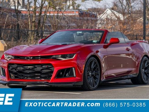 Used 2019 Chevrolet Camaro ZL1 image 1