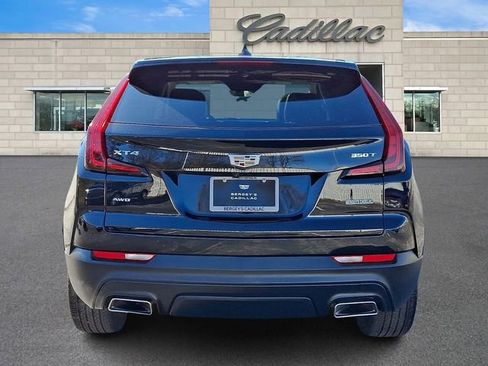 Used 2023 Cadillac XT4 Luxury w/ Cold Weather Package image 6