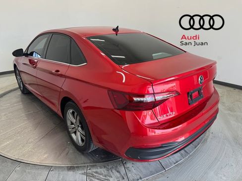 Used 2022 Volkswagen Jetta SE w/ Panoramic Sunroof Package FWD image 34