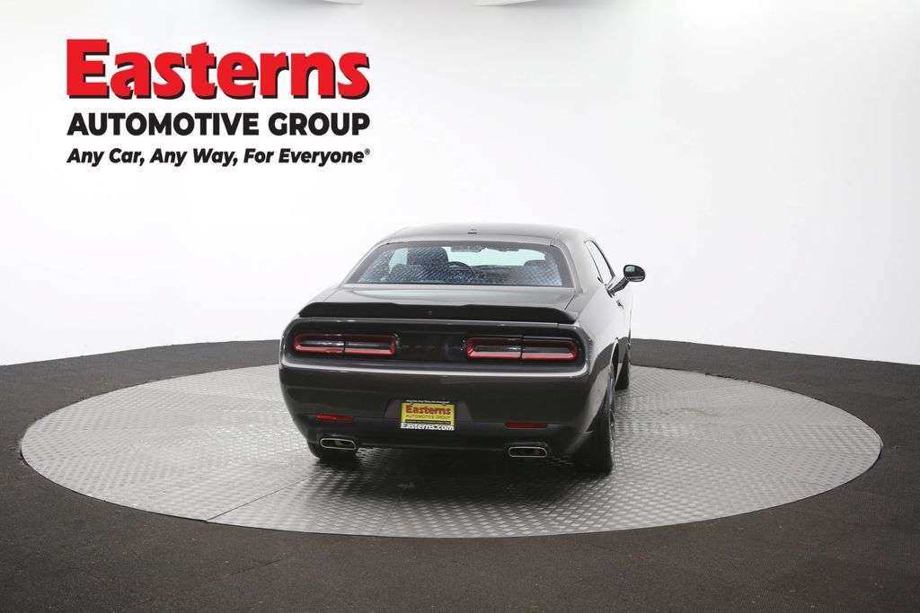 Used 2022 Dodge Challenger SXT w/ Driver Convenience Group RWD image 36