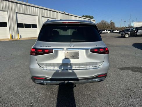 Used 2025 Mercedes-Benz GLS 450 4MATIC image 6