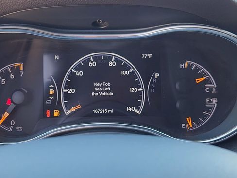 Used 2019 Jeep Grand Cherokee Altitude AWD/4WD image 35