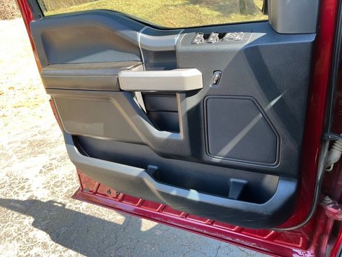 Used 2018 Ford F150 XLT w/ Equipment Group 302A Luxury image 15