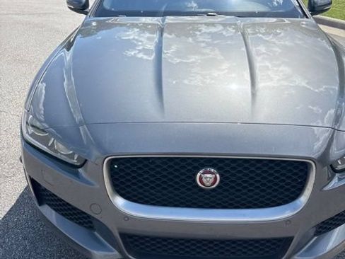 Used 2018 Jaguar XE R-Sport AWD/4WD image 13