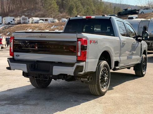 Used 2025 Ford F250 Platinum image 5