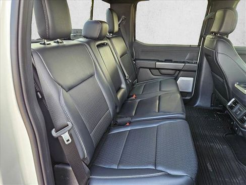 Used 2025 Ford F150 Lariat w/ Equipment Group 502A High AWD/4WD image 18