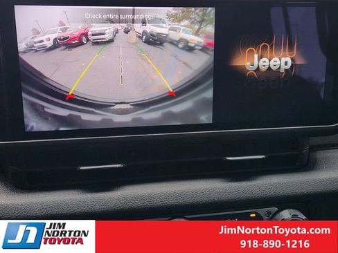 Used 2025 Jeep Wrangler Sport image 20