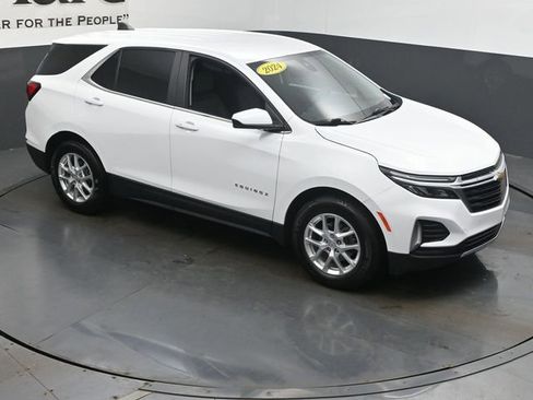 Used 2024 Chevrolet Equinox LT image 37