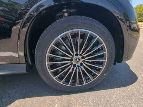 New 2025 Mercedes-Benz GLC 350e 4MATIC image 23