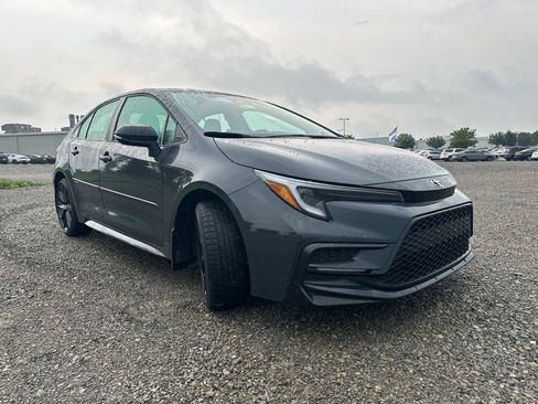 Used 2024 Toyota Corolla SE FWD image 11