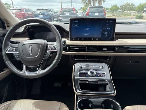 Certified 2021 Lincoln Nautilus Reserve FWD image 10