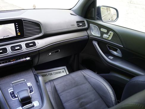 Used 2020 Mercedes-Benz GLE 580 4MATIC image 24
