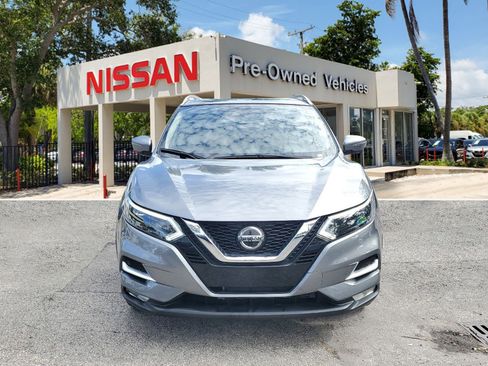 Certified 2021 Nissan Rogue Sport SL w/ Premium Package image 2
