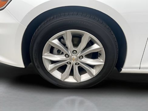 Used 2024 Chevrolet Malibu LT FWD image 23
