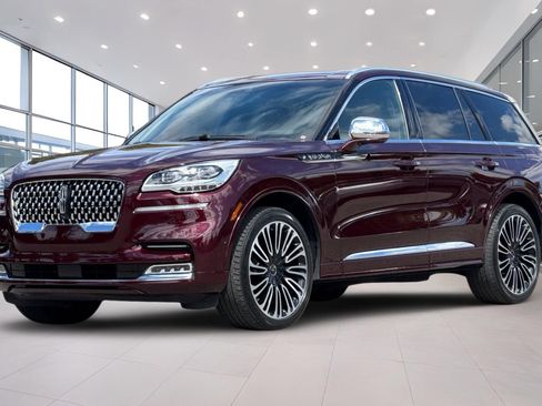 Certified 2022 Lincoln Aviator Black Label AWD/4WD image 8