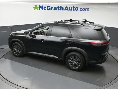 Used 2022 Nissan Pathfinder SV w/ SV Premium Package AWD/4WD image 21