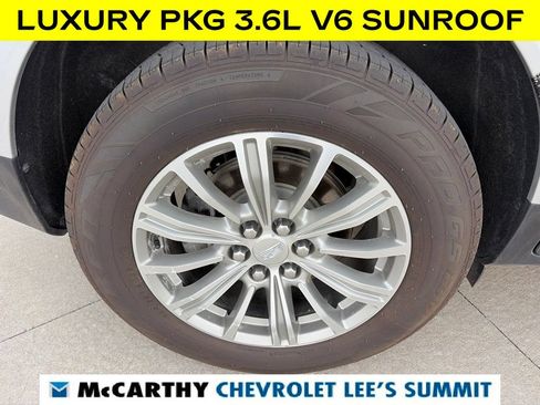 Used 2019 Cadillac XT5 Luxury FWD image 16