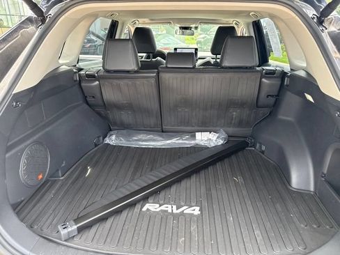 Used 2025 Toyota RAV4 XLE Premium AWD/4WD image 27