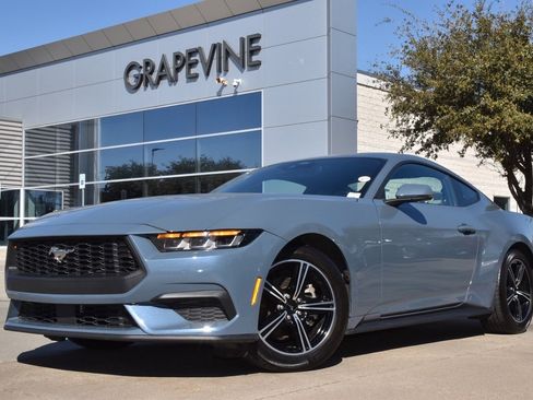 Certified 2025 Ford Mustang Premium image 2