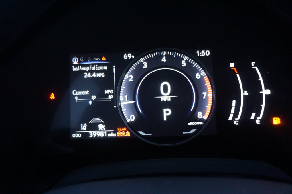 Used 2024 Lexus RX 350 Premium w/ Accessory Package (Z1) FWD image 7