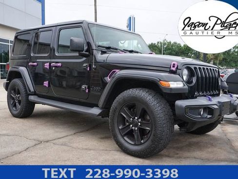 Used 2021 Jeep Wrangler Unlimited Sahara AWD/4WD image 1