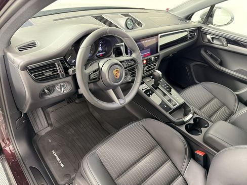 Used 2026 Porsche Macan Turbo AWD/4WD image 4