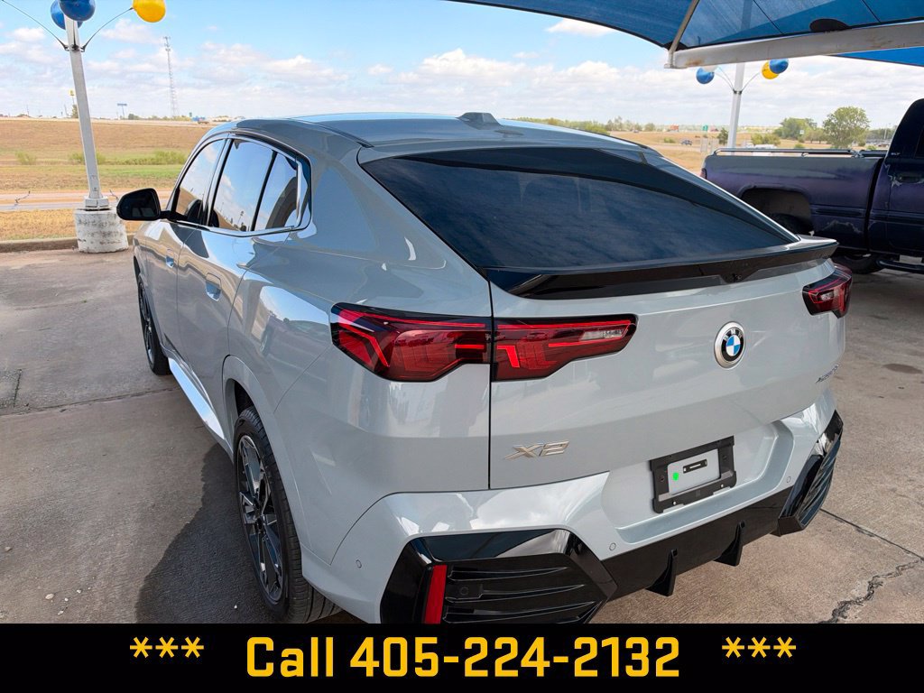 Used 2025 BMW X2 xDrive28i AWD/4WD image 4