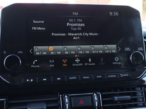 Used 2025 Nissan Pathfinder SL w/ SL Premium Package image 25