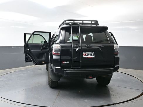 Used 2022 Toyota 4Runner TRD Pro AWD/4WD image 59