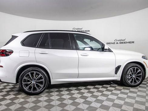 Used 2026 BMW X5 xDrive40i w/ M Sport Package AWD/4WD image 4