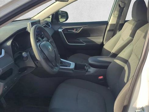 Used 2024 Toyota RAV4 XLE w/ Convenience Package image 8