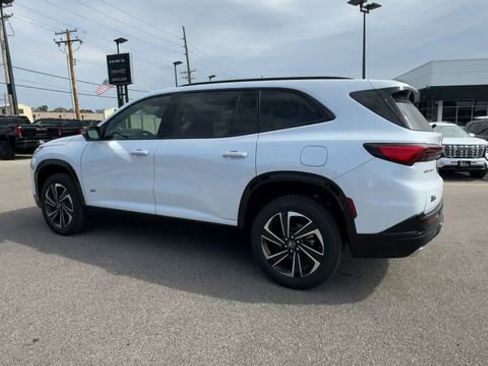 New 2026 Buick Enclave Sport Touring w/ LPO, Illumination Package image 6