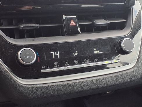 Used 2024 Toyota Corolla LE image 10