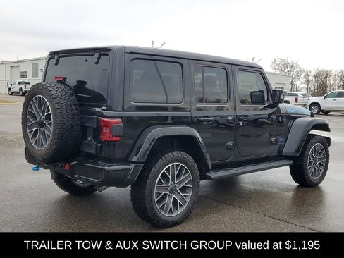 Used 2024 Jeep Wrangler High Altitude image 3